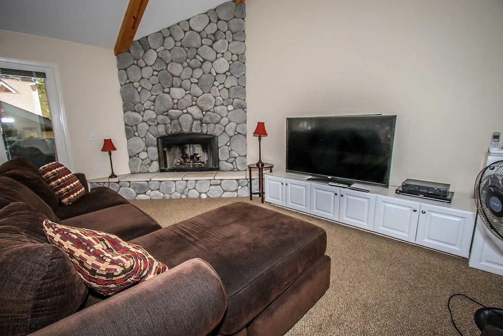 Avalanche Zone-1456 by Big Bear Vacations