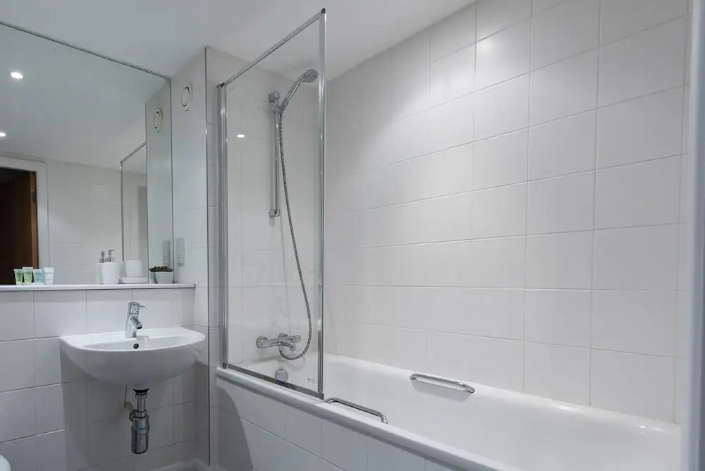 Homey Smart 1 Bed Close To City Centre And Arena