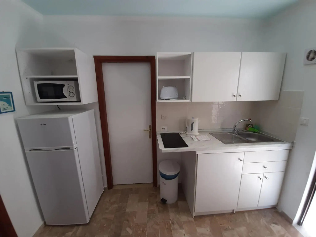Homely apartment in Mpenitses with balcony