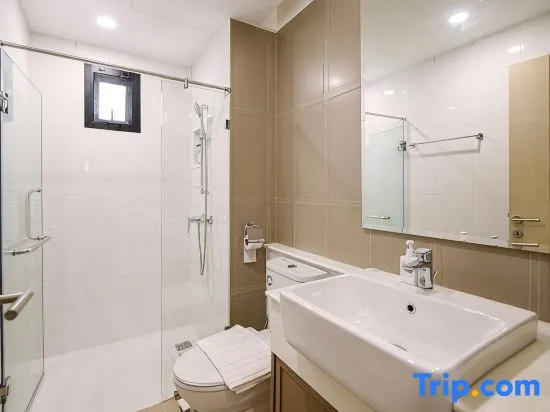 MoonhouseBKK | Boutique hotel room