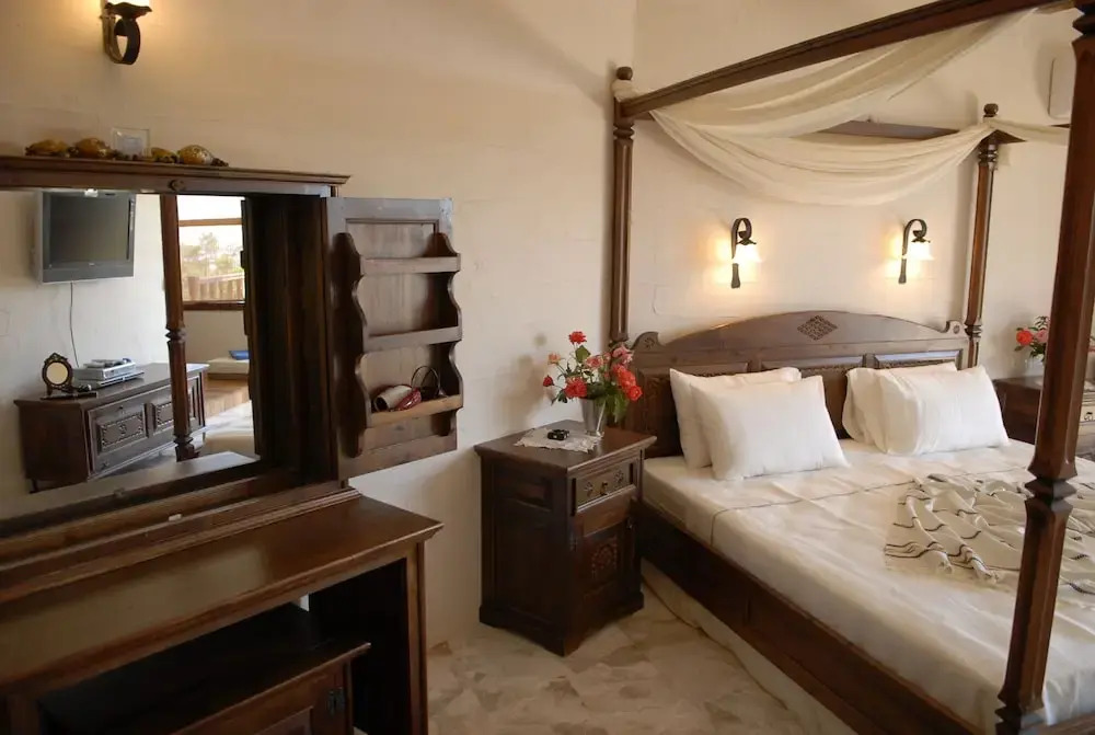 An unspoilt setting, luxurious surroundings and a warm, personal welcome