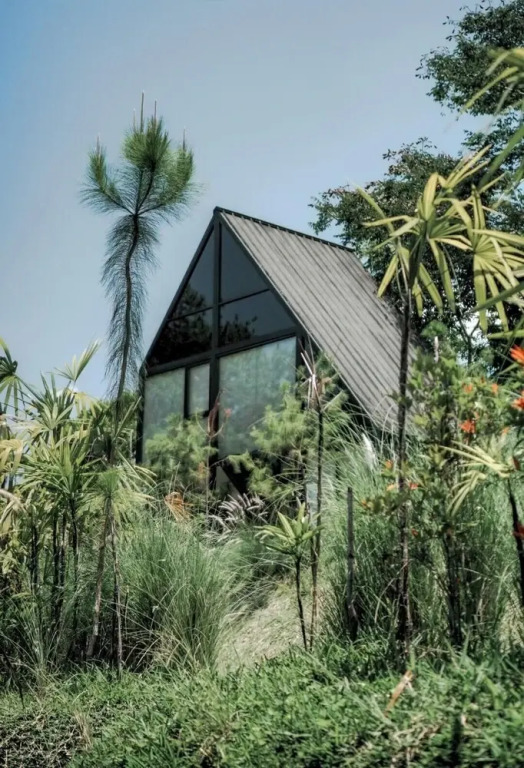 Solitude Villa Tahura