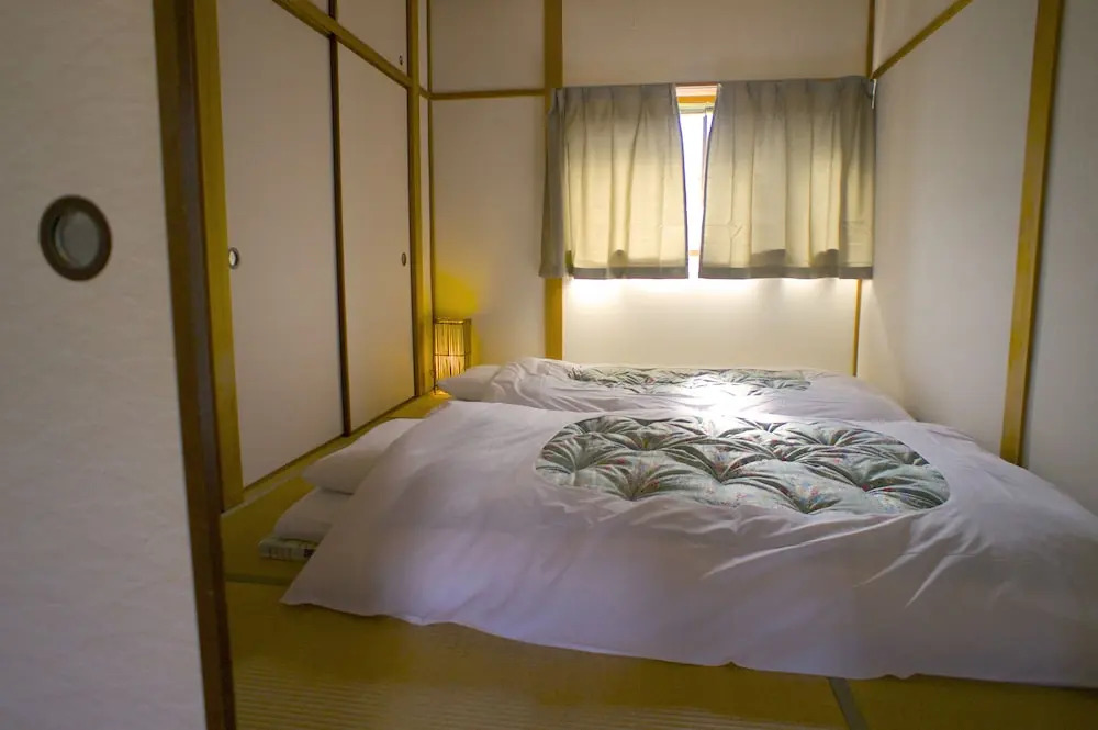 Demachi House