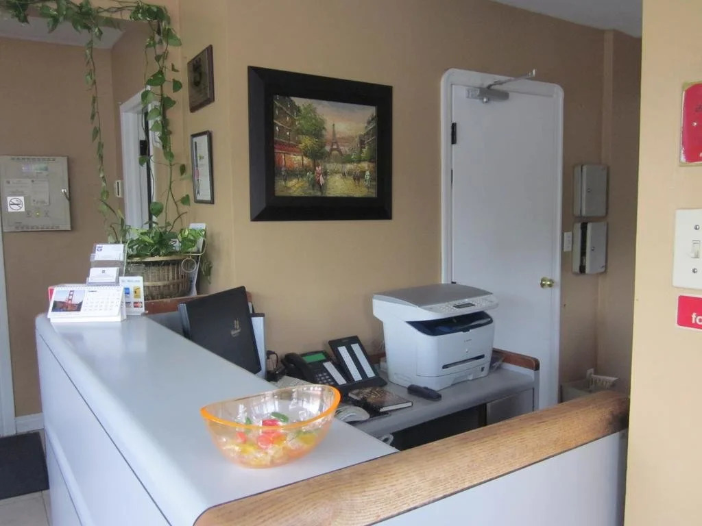 Knights Inn Oshawa