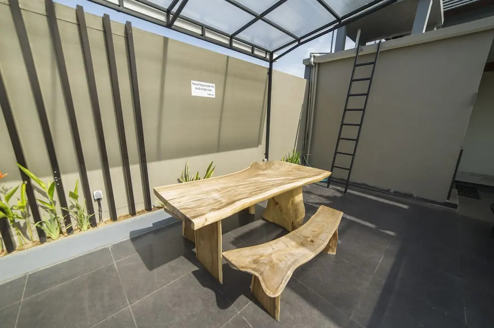 Airy Eco Legian Dewi Sri Manoa Kuta Bali