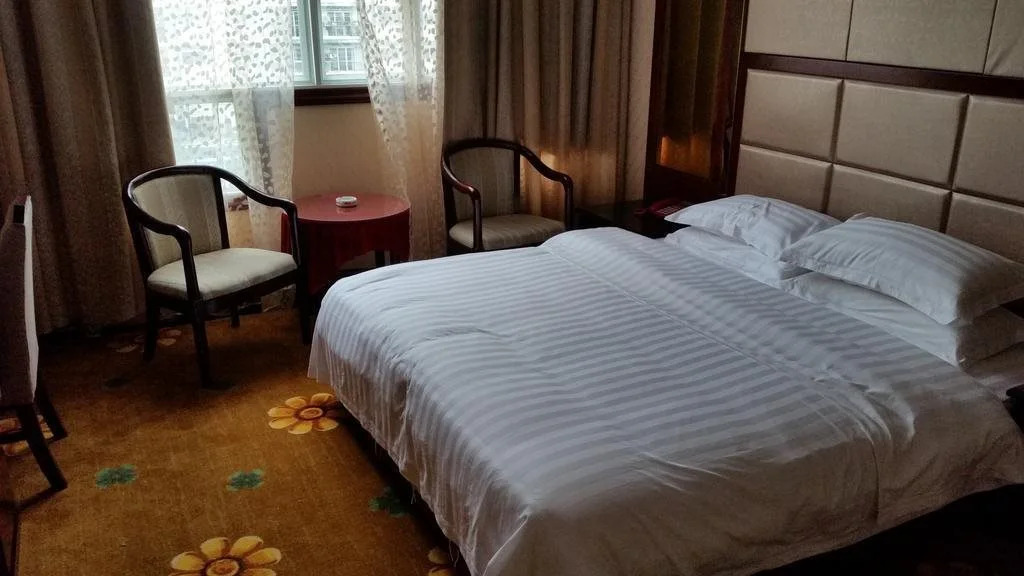 Li Ping Hotel