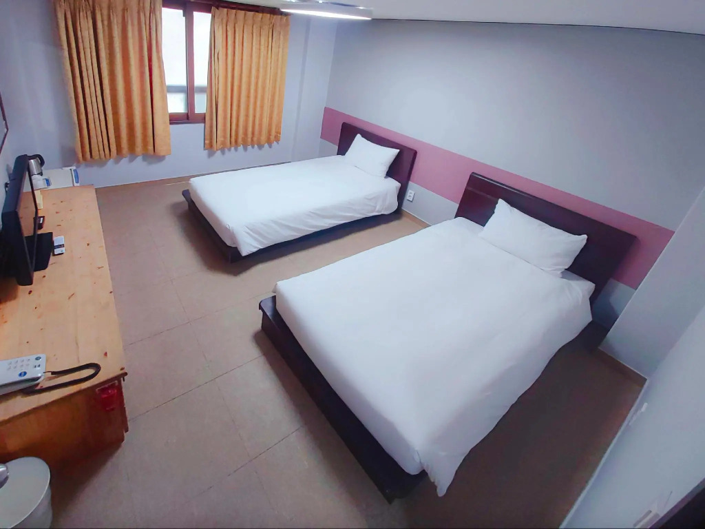 Manhattan Hotel