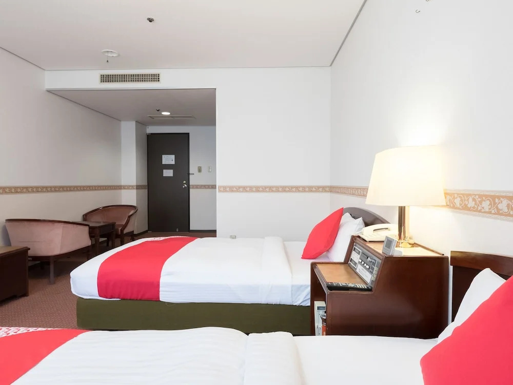 Oyo Hotel Toyama Joshi Koen