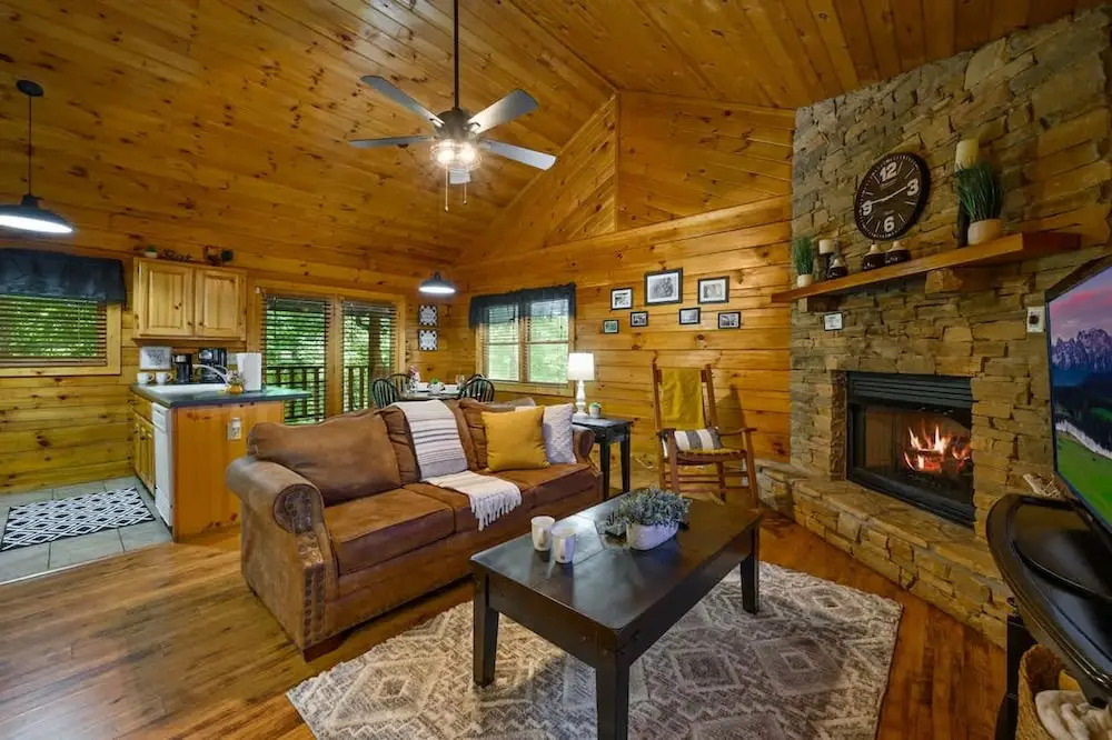 Location Log Cabin Hot Tub Fireplace Pool Fishing