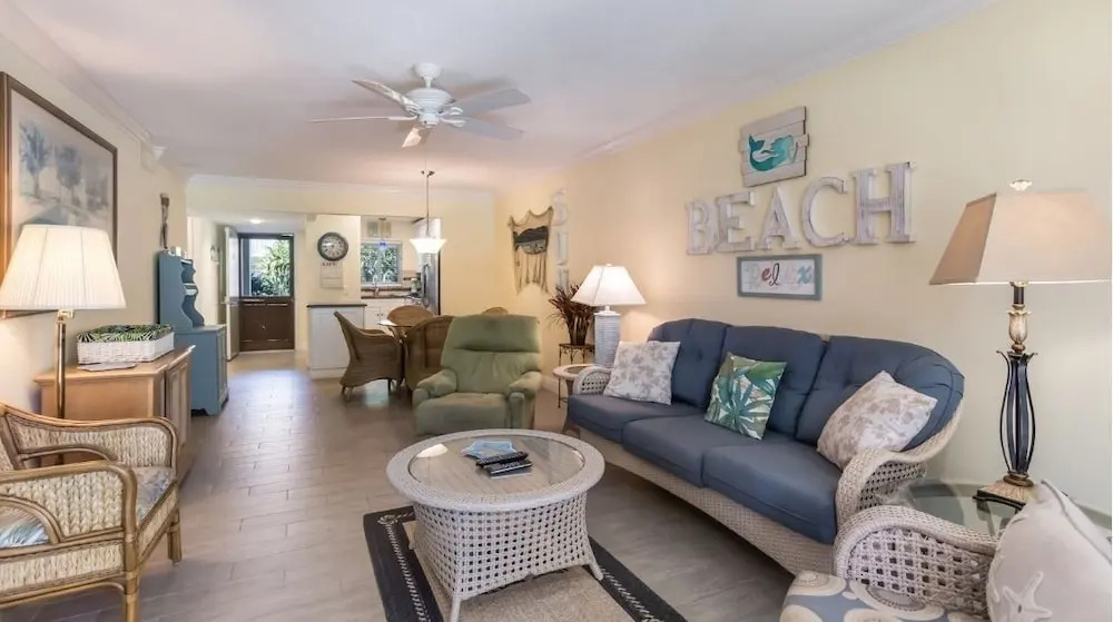 Nautilus-117 2 Bedrooms 2 Bathrooms Condo
