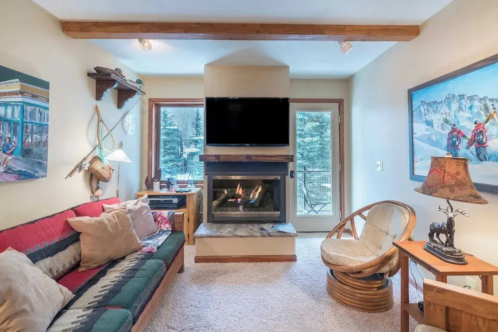 Ghostriders 5 by Avantstay 2 Bedroom Condo Near Main Street, Hiking & Skiing STR Permit #3571