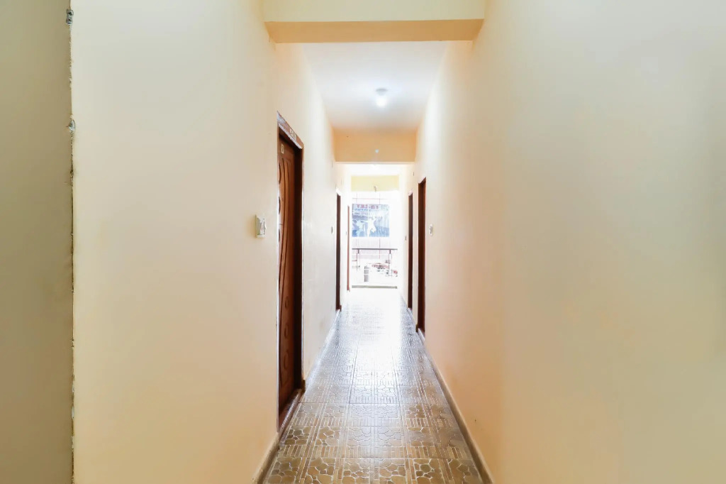 OYO 65533 Elite Suites