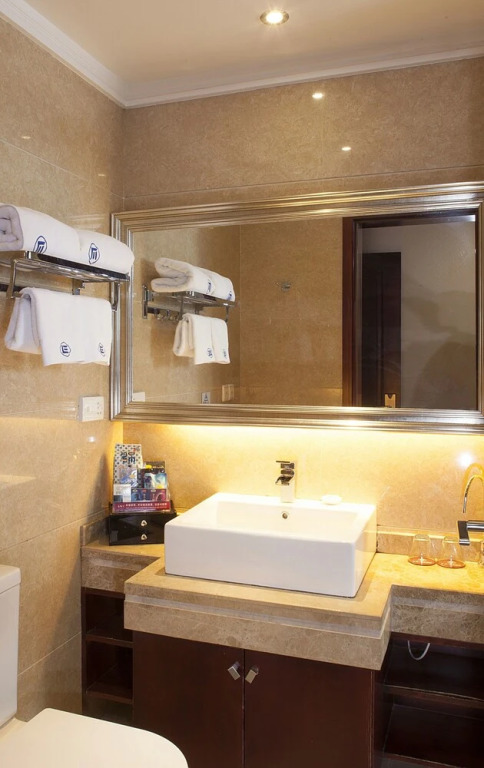 Hua Lian Dong Huan Hotel - Chengdu