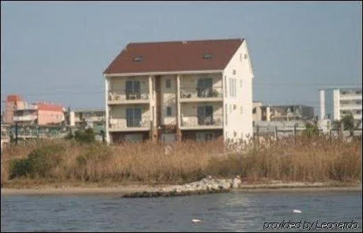Seacrets Hotel