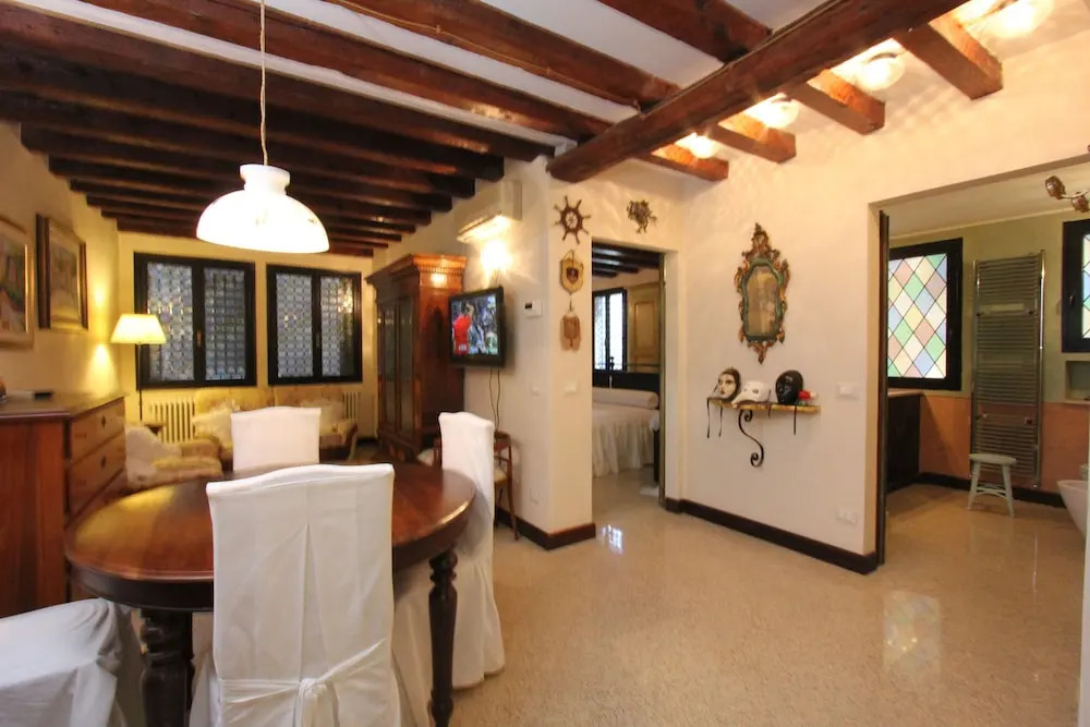 City Apartments - Tintoretto