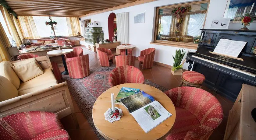 Hotel Bucaneve