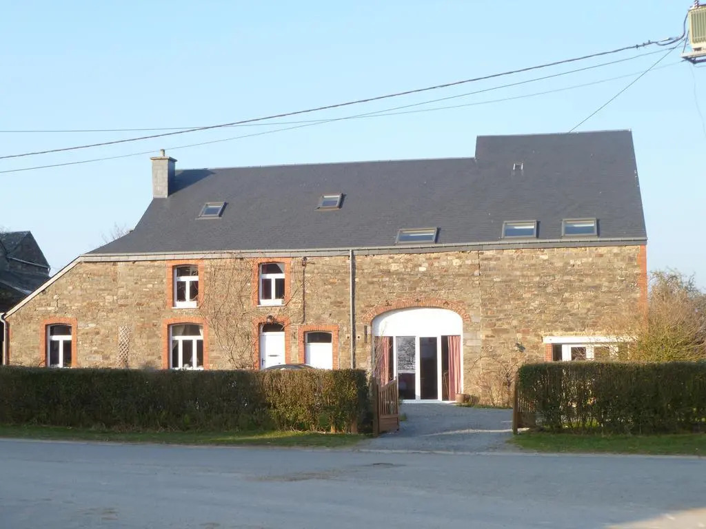 Les Trois Voisins