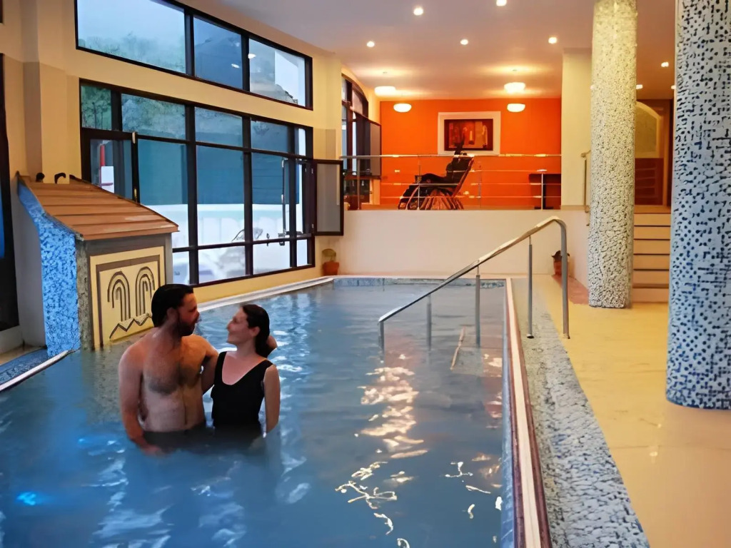 Hotel Hot Spring & Health Care