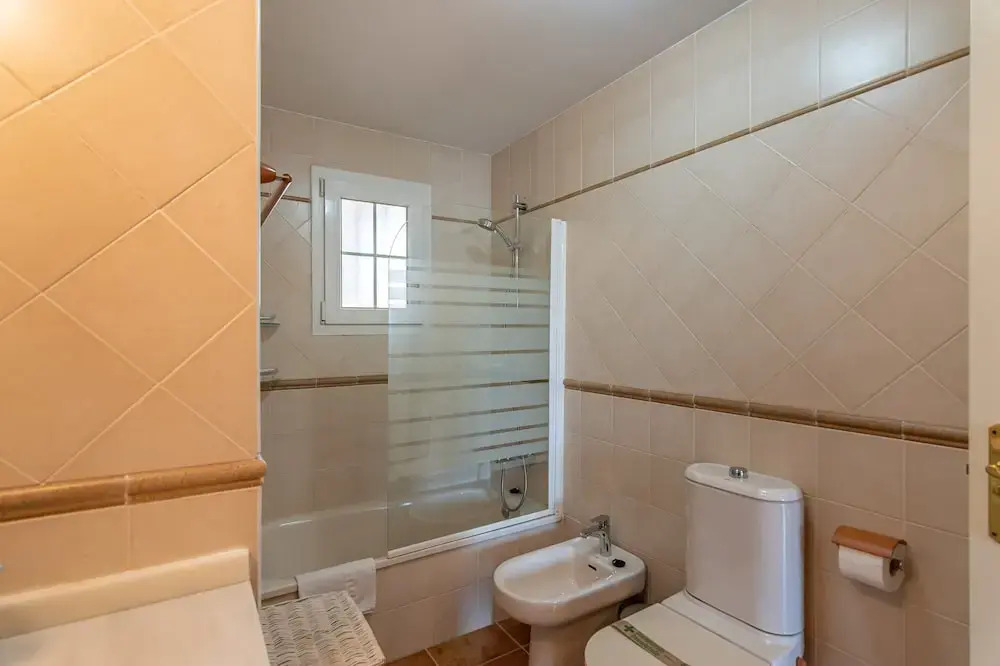 Family & Pet-friendly Stay