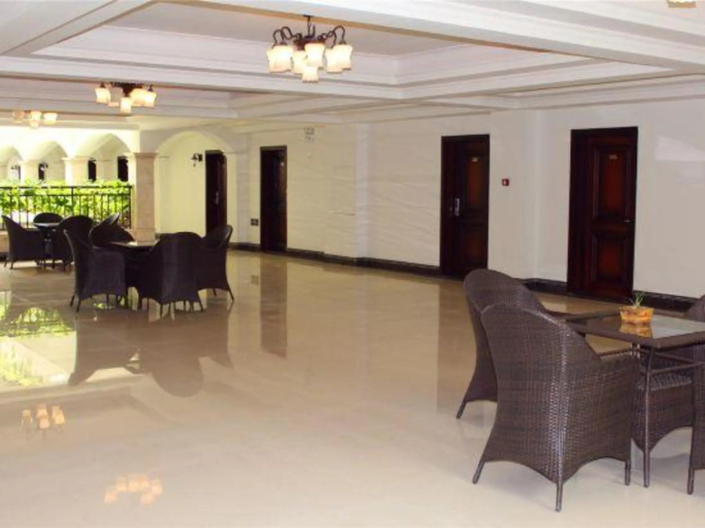 Zhonghui Hotel