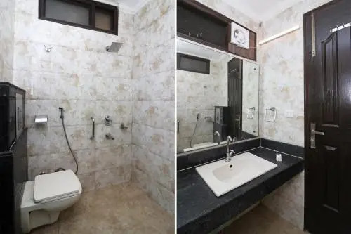 Pitampura Metro Station By OYO Rooms