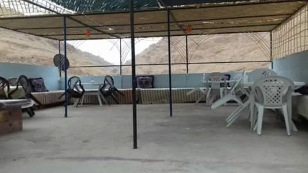 Dounia Hostel
