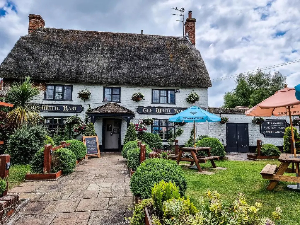 The White Hart, Wroughton