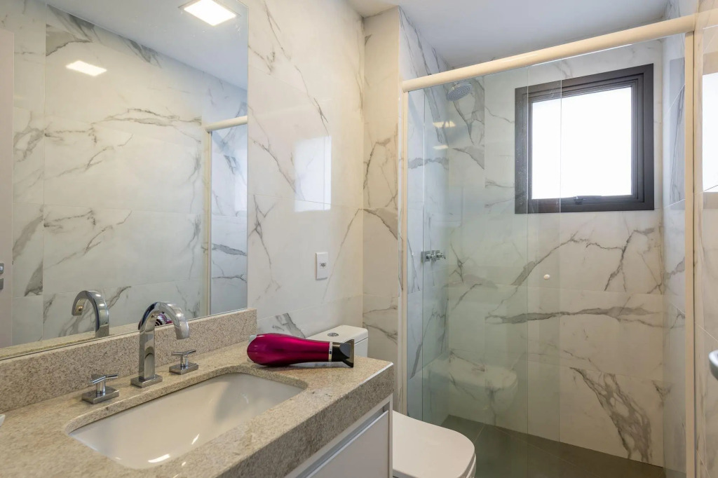 LIV - Apartment 1501
