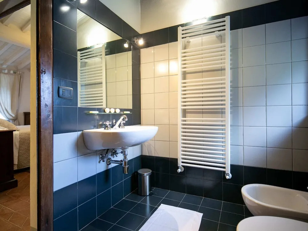 Holiday Home in Cortona With Pool & Garden