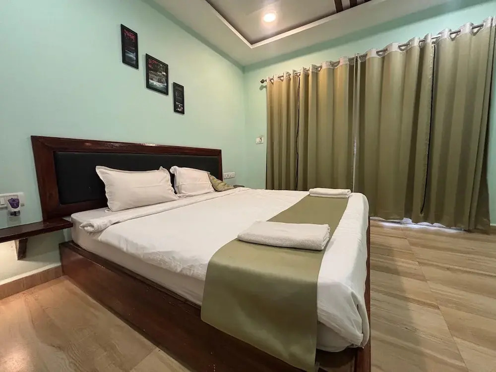 The Leisure Cave Arambol Goa