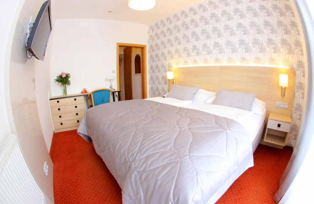 Hotel Flora