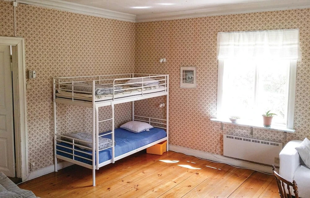 2 Bedroom Pet Friendly Home In Vimmerby