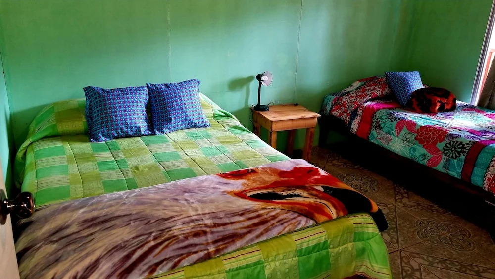 Quaint Mtn Cabins in San Gerardo Dota