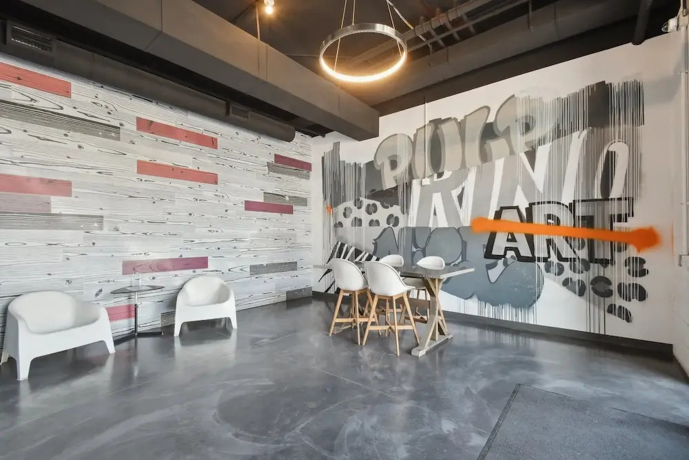 3198: Urban Cowboy Escape at Rino Art Lofts