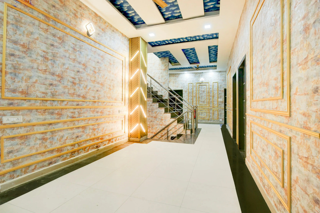 Hotel O Ishwar Nagar Near Golden Temple