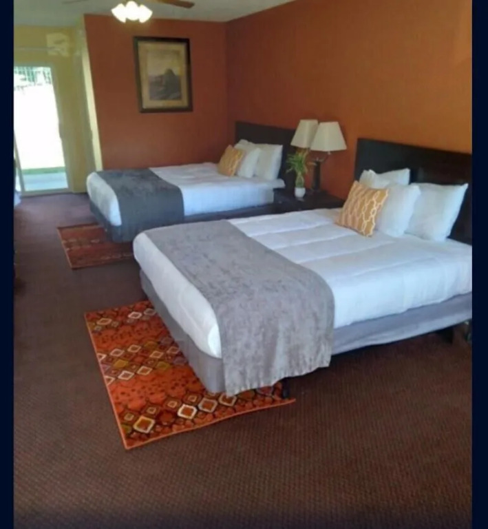 Rodeway Inn