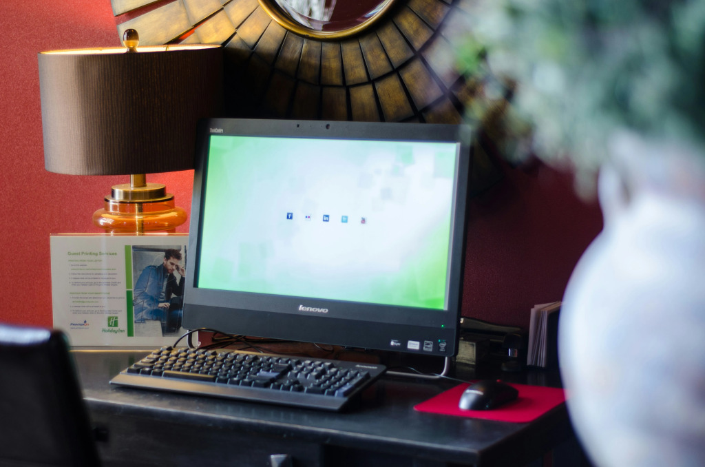 Holiday Inn Hotel Pewaukee-Milwaukee West by IHG