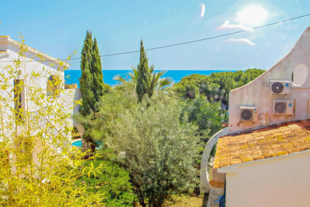 Tere - holiday home with private swimming pool in Calpe