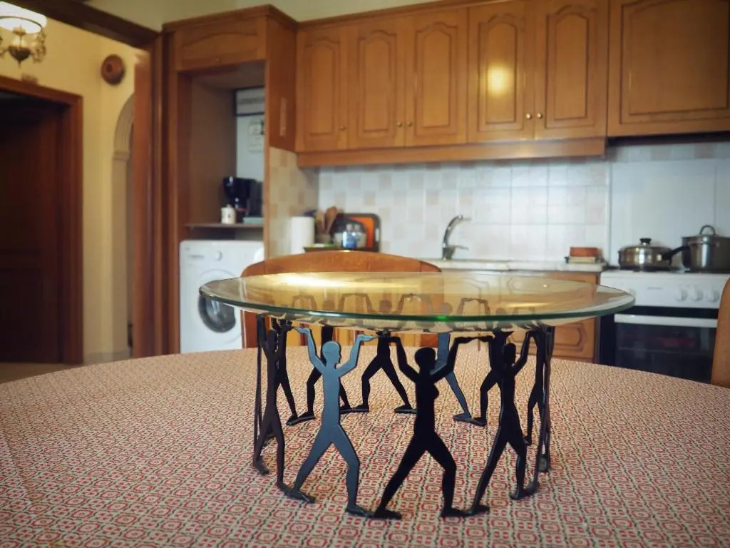 Sunny apartment near the center