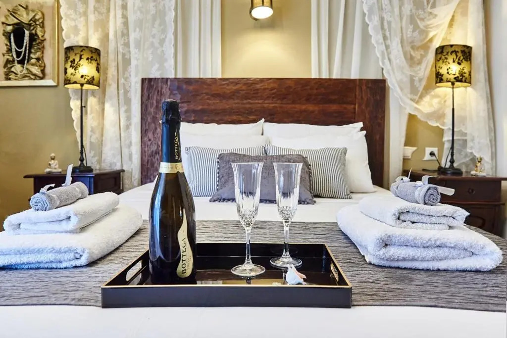 Villa Milon by PosarelliVillas