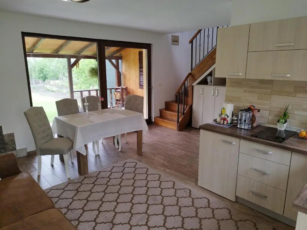 Casa de vacanță Ayan
