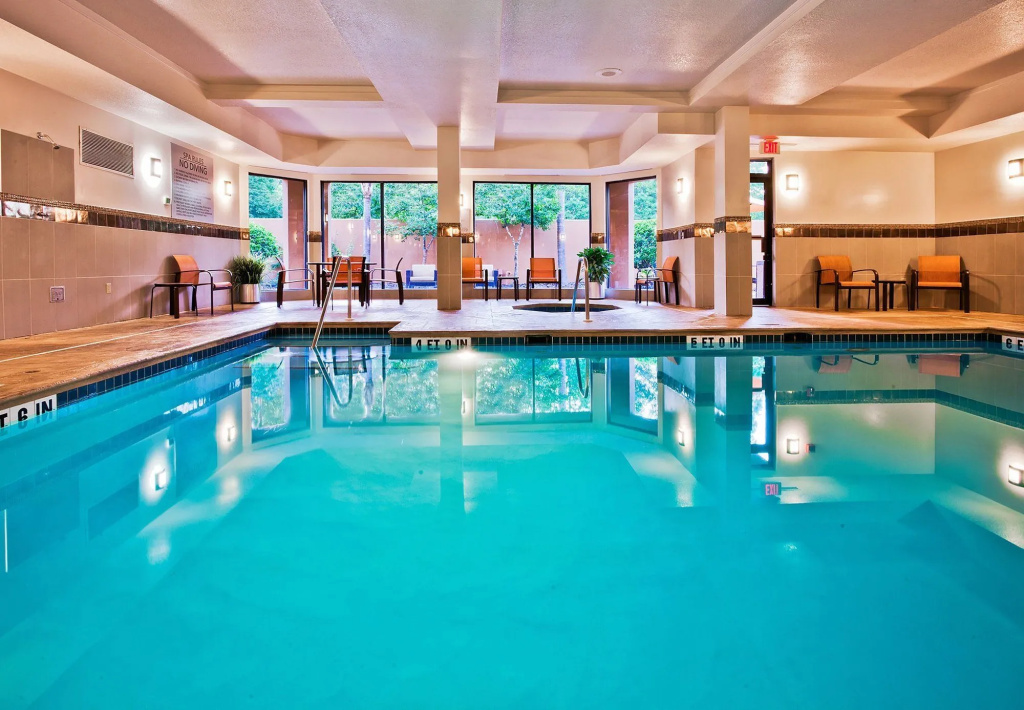 Courtyard by Marriott Tampa Brandon