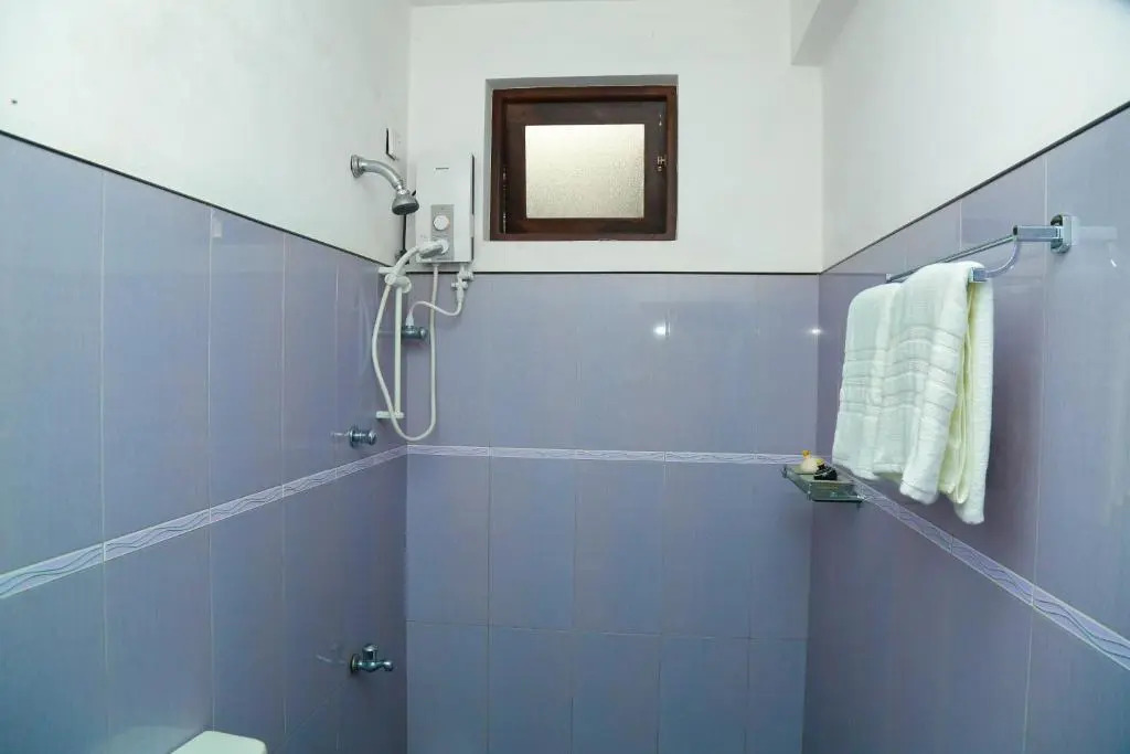 4 S Villa