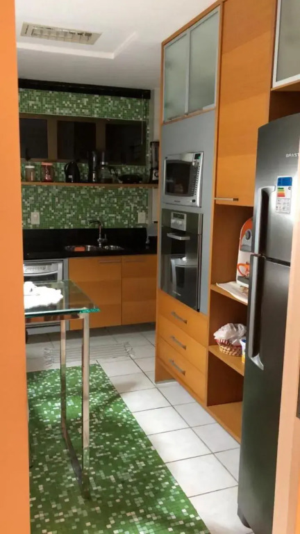 Apartamento de Luxo com 3 Suites em Bairro Nobre