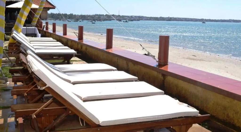 Golden Sail Beach Hotel