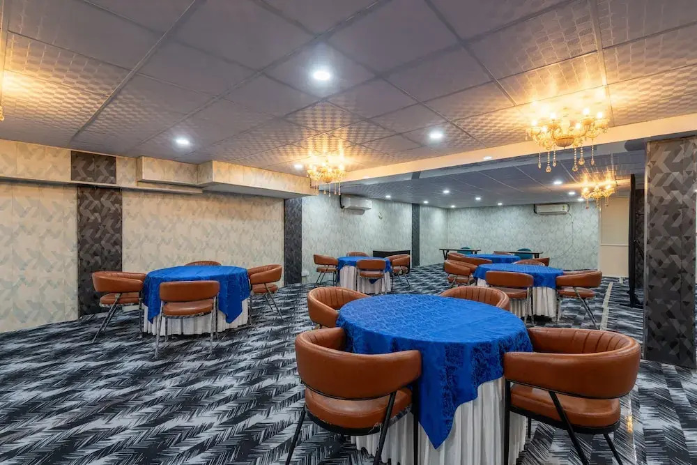 Oyster Pearl Near Medanta Hospital Sec39