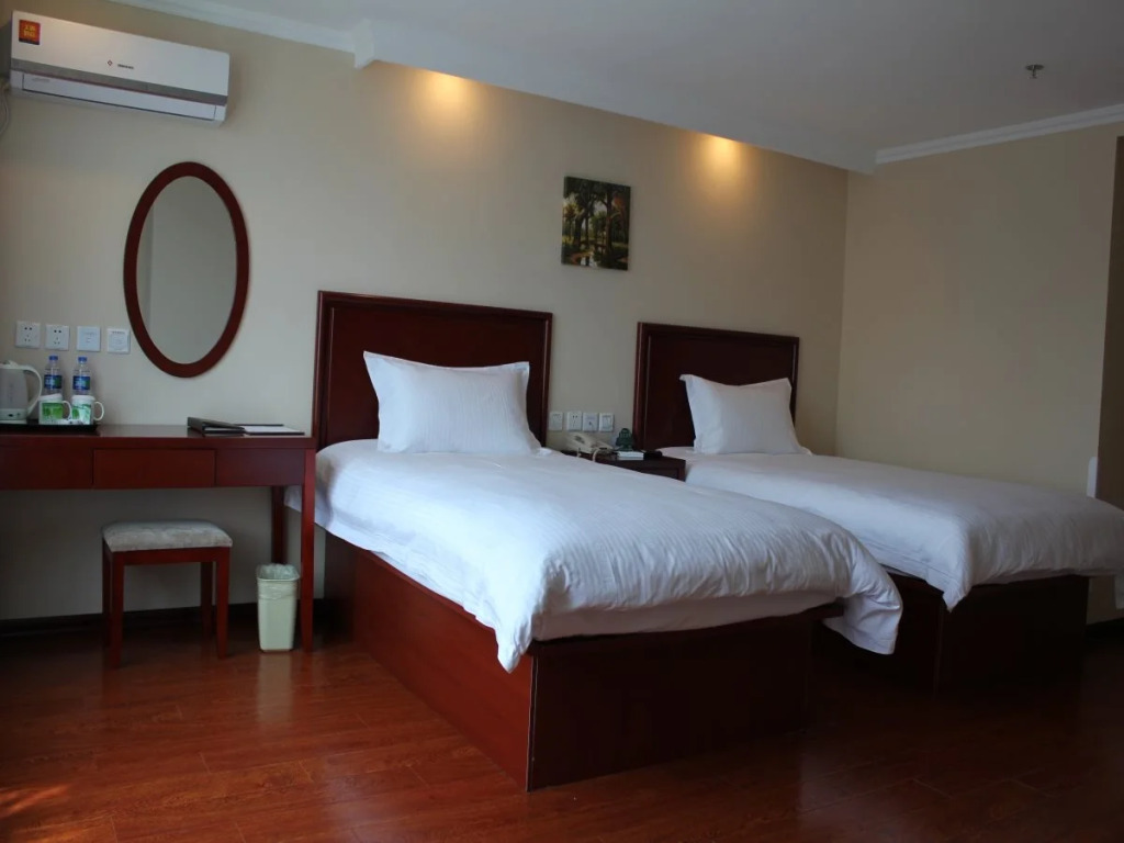 Greentree Inn Liaoning Dalian Development Zone Jinma Road Pedestrian Street Express Hotel