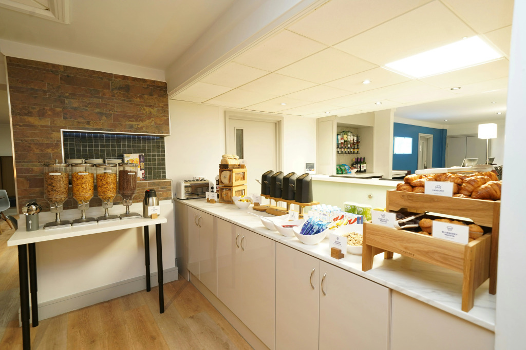 Holiday Inn Express Leeds-East by IHG