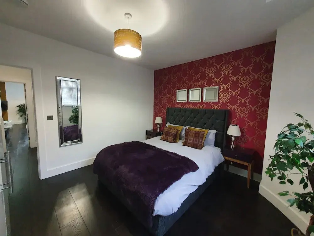 Contemporary Executive Apartment