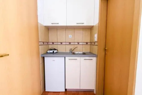 Dom Apartments